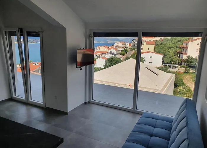 Palace Deluxe شقة *