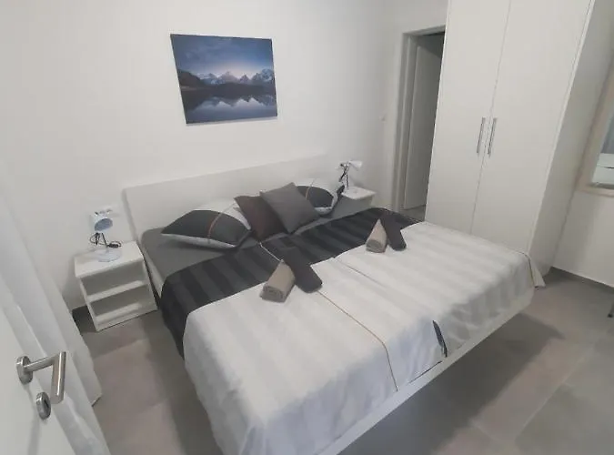 Palace Deluxe Lägenhet *