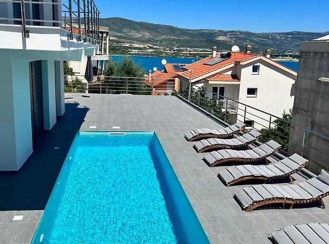 Palace Deluxe Lägenhet