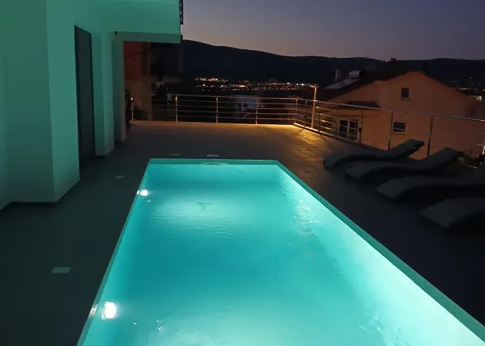 Palace Deluxe شقة *